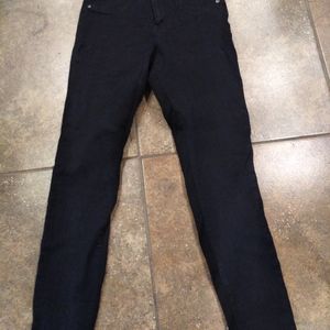 1822 denimn stretchy jeans size 4
